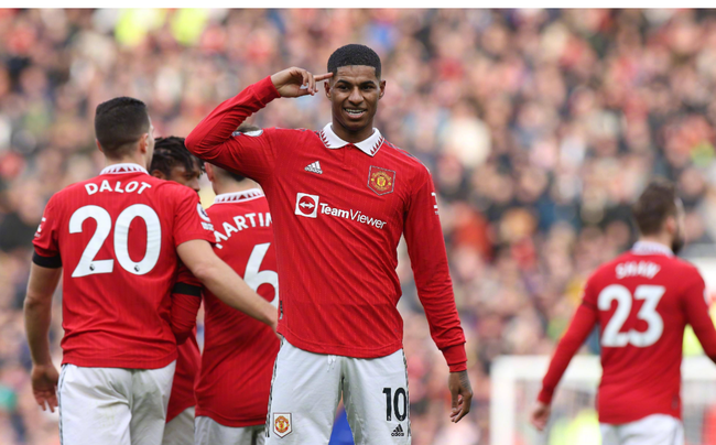 相比之下 相比之下