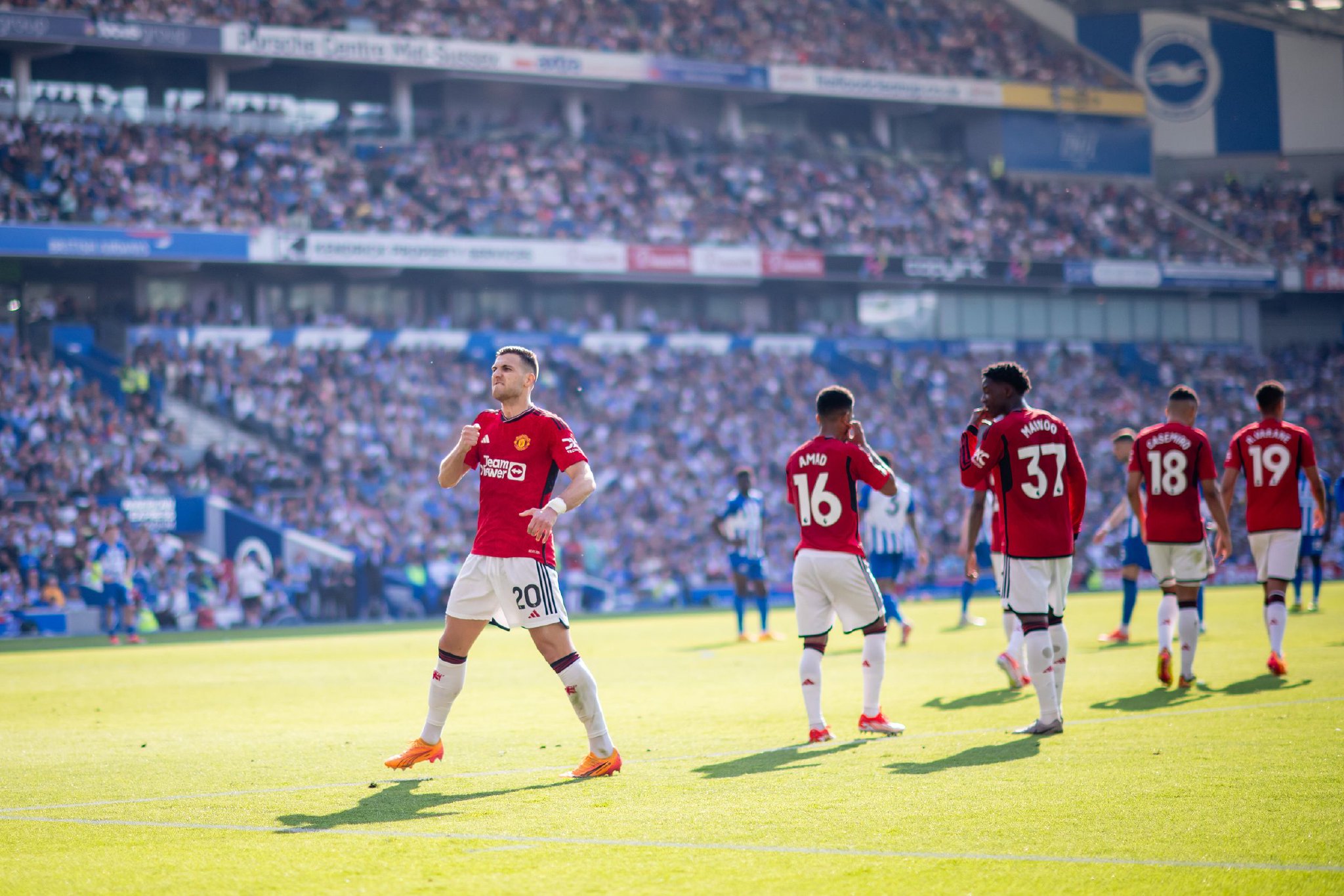 正是通过凭 正是通过凭