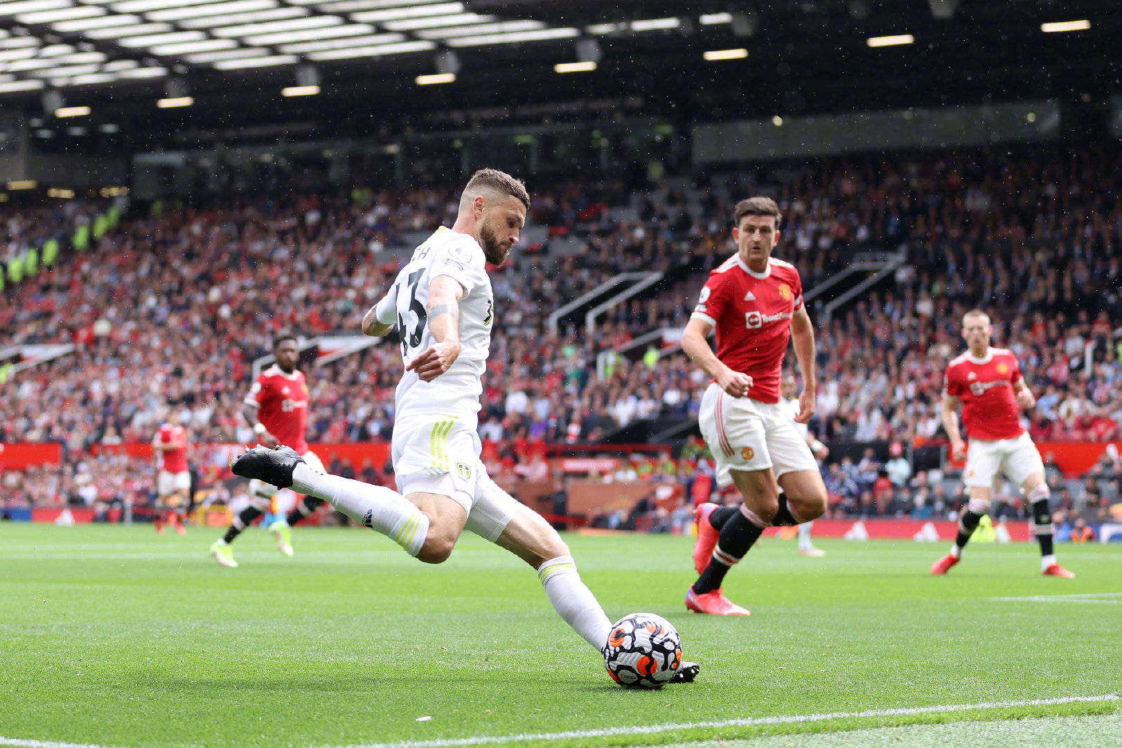 並且具備出 並且具備出